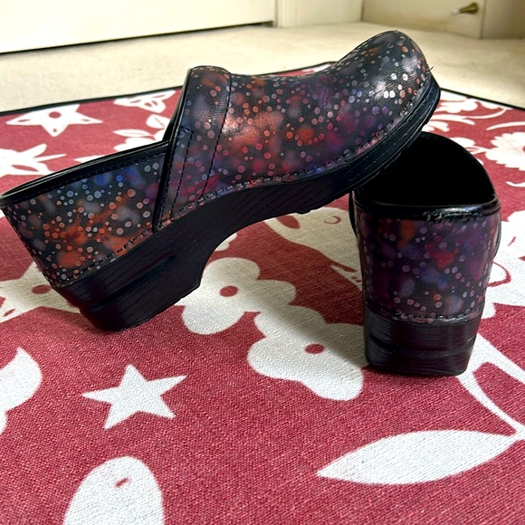 Dansko Women’s Professional Clogs, Size 40, All day comfort, arch Support, - Picture 1 of 10